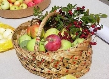 красивые открытки с яблочным спасом