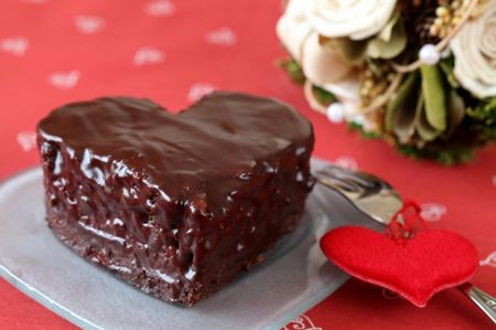 Как приготовить шоколадный торт на День святого Валентина 