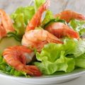 Новогодний салат с креветками