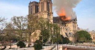 Пожар в Соборе Парижской Богоматери сегодня, 15.04.2019 - В Париже горит Собор Нотр Дам де Пари