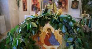 Поликсена Соловьёва - Троицын день - СМС поздравления с Троицей 2020, пожелания с праздником Святой Троицы