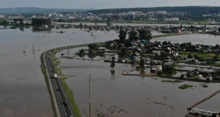 Наводнение в Тулуне в Иркутской области - город погружается под воду