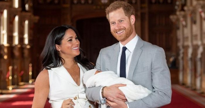 Принц Гарри и Меган Маркл крестили сына - фото и видео церемонии