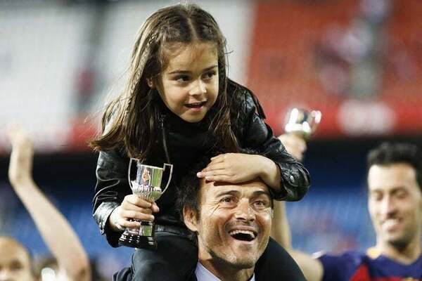 У Луиса Энрике умерла дочь - Причина смерти и когда умерла 9-летняя дочь экс-главного тренера «Барселоны»