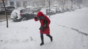 Метели и гололед в Киеве 5-6 февраля: выпадет до 10 см снега, водителям без необходимости лучше не выезжать