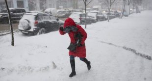 Метели и гололед в Киеве 5-6 февраля: выпадет до 10 см снега, водителям без необходимости лучше не выезжать