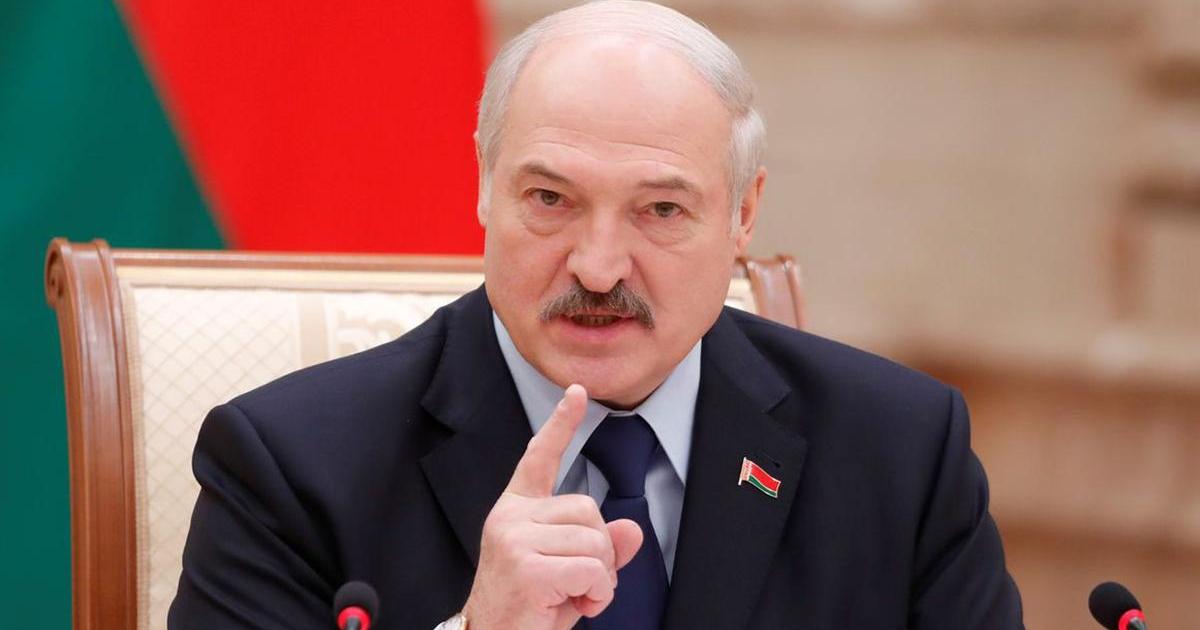 Лукашенко назвал ситуацию с коронавирусом психозом, который кому-то на руку