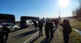 На границах с Польшей огромные очереди из заробитчан: все спешат домой, работа КПП парализована