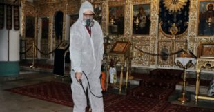 Киево-Печерская Лавра закрыта на карантин, митрополит Павел и монахи сдали тест на коронавирус