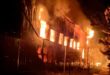 ВИДЕО: В Одессе ночью "коктейлями Молотова" подожгли Свято-Успенский мужской монастырь, мощный пожар удалось потушить