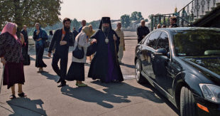 "Не прячьте ваши денежки по банкам и углам", - монахи Киево-Печерской Лавры просят верующих о финансовой помощи