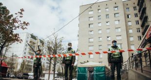 Силовики заблокировали "коронавирусное" общежитие под Киевом, в котором уже обнаружили 48 зараженных коронавирусом
