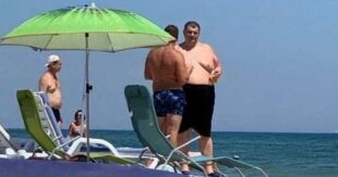 ФОТО: Юзик на пляже в трусах и с пивом - Колоритного депутата Юрия Корявченкова из "Слуги народа" заметили на пляже под Одессой