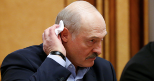 СМИ: Александр Лукашенко экстренно госпитализирован из-за проблем с сердцем