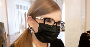 "Тяжелое состояние и температура до 39": Юлия Тимошенко заболела коронавирусом вместе с дочерью и зятем