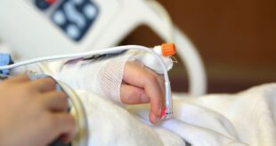 Лечили бронхит и отравление: в Кропивницком 11-месячный ребенок умер от коронавируса