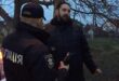 ВИДЕО: Задержание пьяного батюшки УПЦ МП из Черновицкой области: "Я тебя на колени поставлю и пулю в лоб всажу"