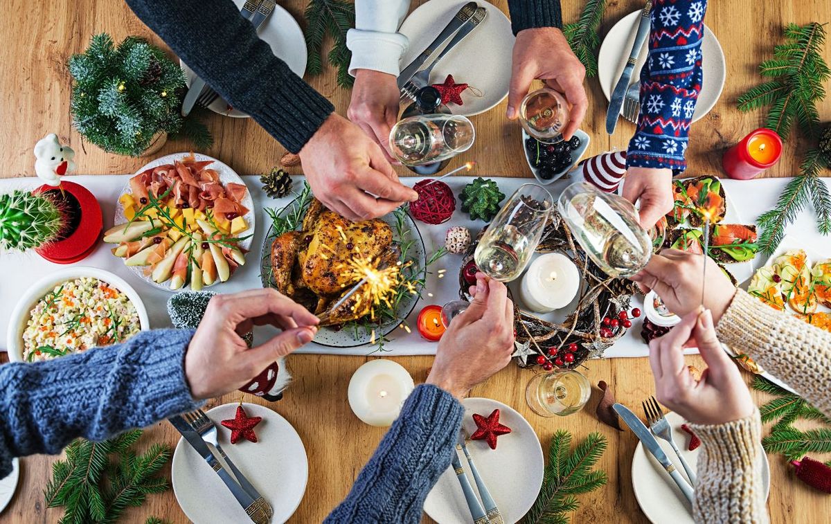 50 идей для праздничного стола: как украсить блюда на год Тигра 2022,  Год Тигра - что готовить на новогодний стол?